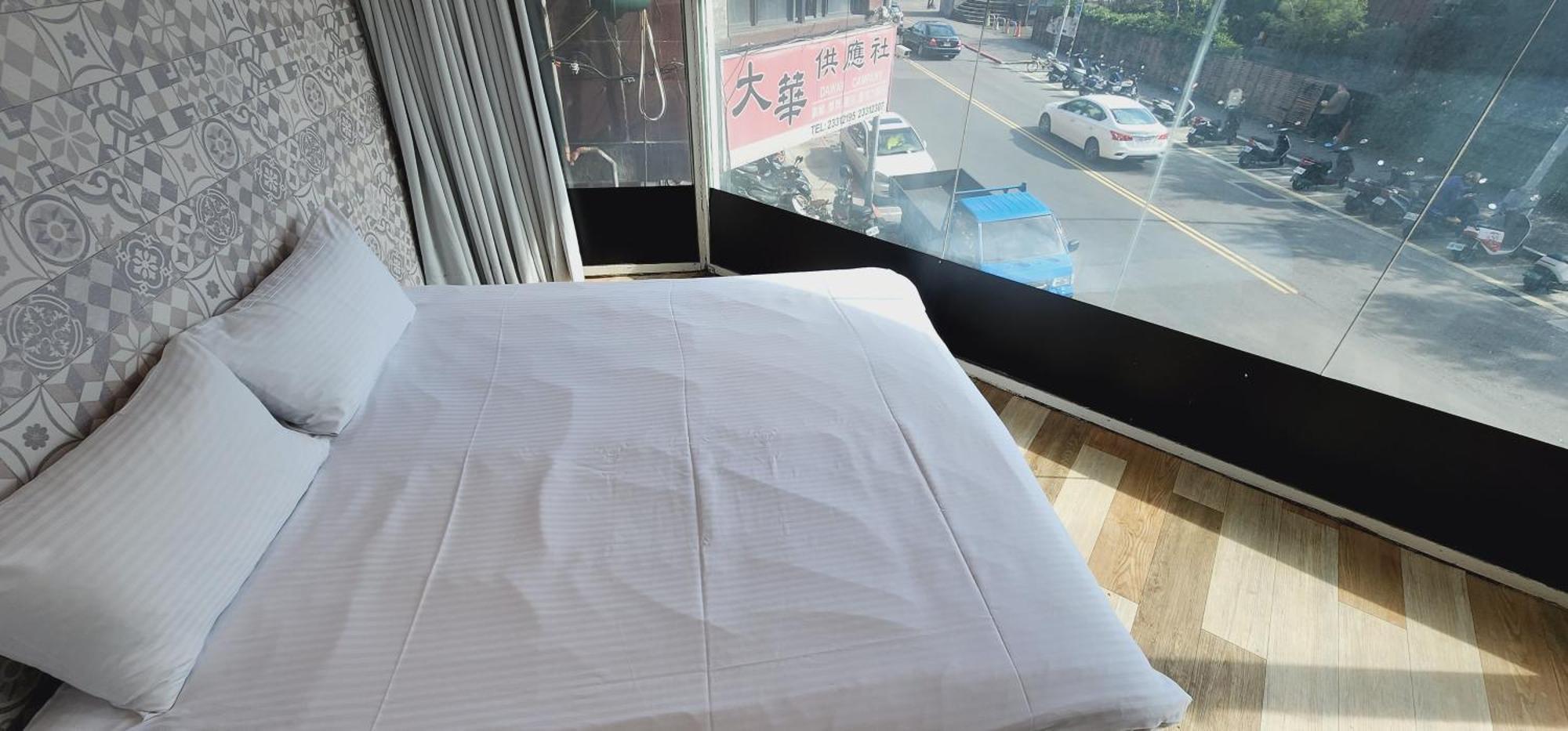 Cheers Loft Self Check-In Hotel Taipei Exterior foto